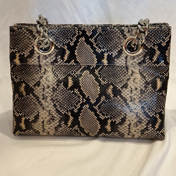 NWT Mario Valentino snake print leather shoulder bag - Picture 13 of 14